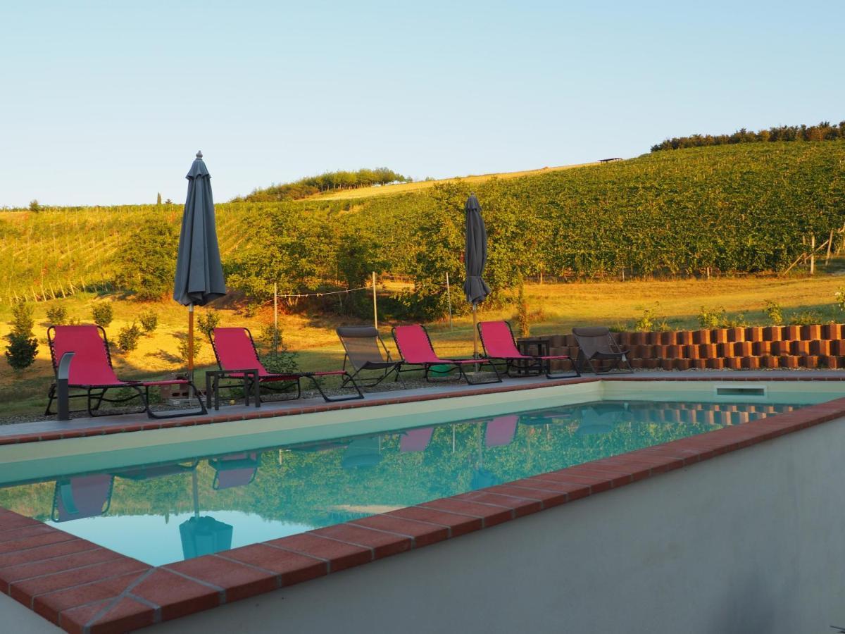 Bed and Breakfast Casa Del Roseto Belveglio Exterior foto